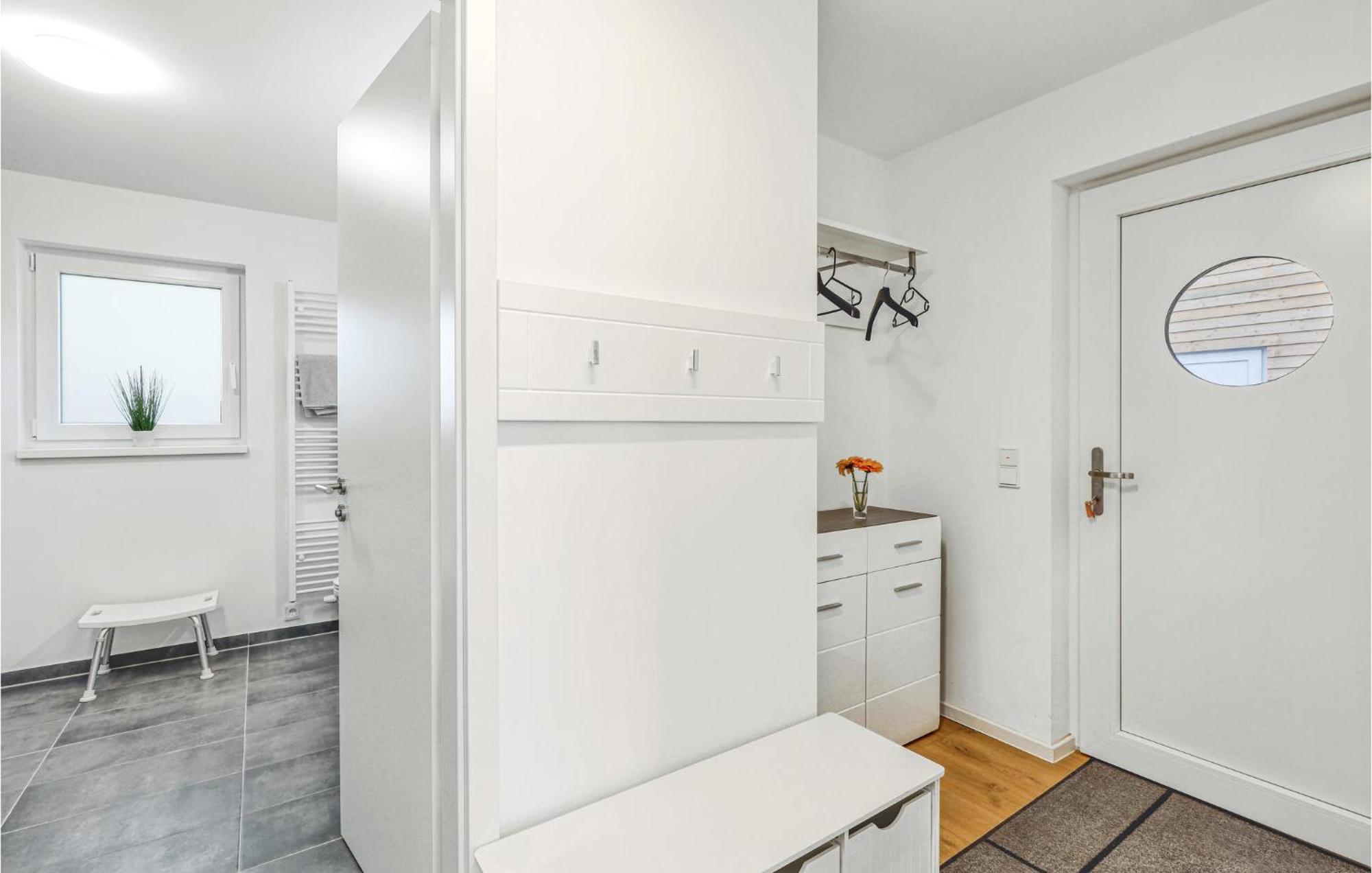 Nice Home In Tossens With Kitchen エクステリア 写真