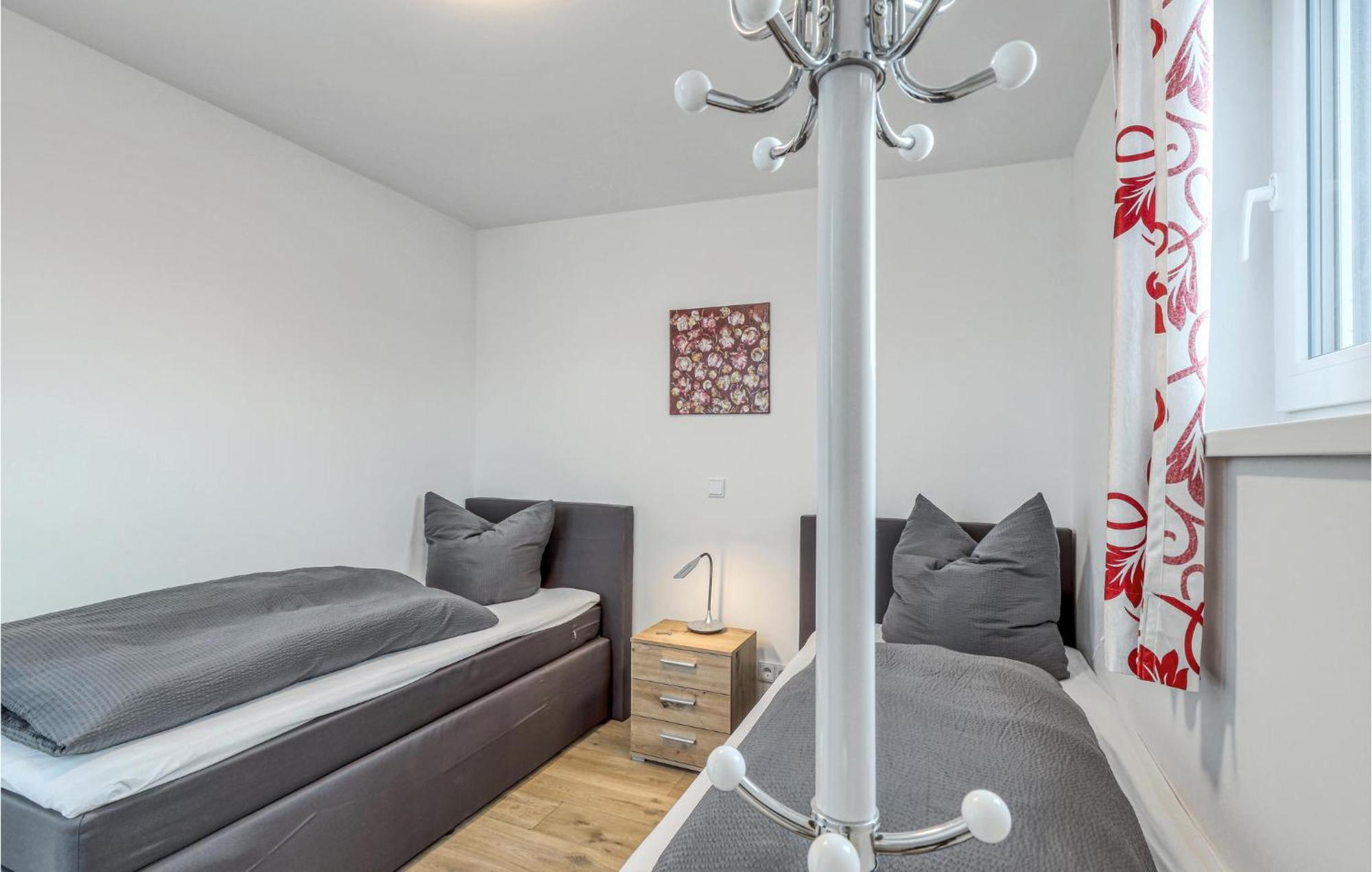 Nice Home In Tossens With Kitchen エクステリア 写真